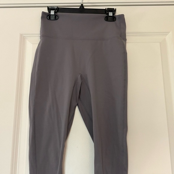 Fabletics Women’s Trinity Motion365® High-Waisted Leggings - Picture 6 of 11